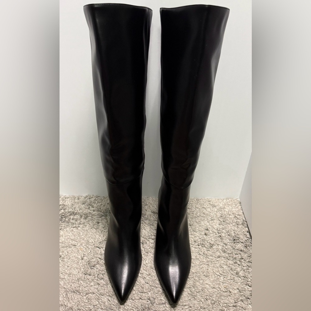 Black Pointed Toe Heeled Boots
